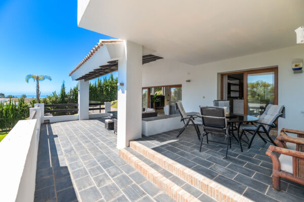 Luxurious front line golf villa on la resina golf - Estepona ( SOLD ) - Imagen 25