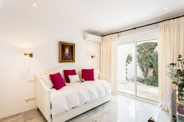 Villa - Los Monteros - Imagen 13