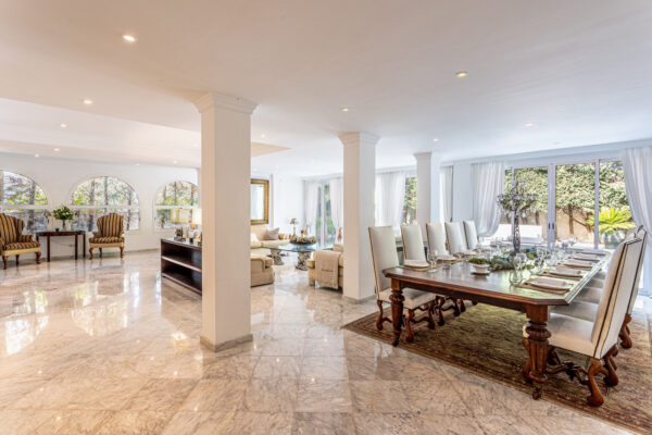 Villa - Los Monteros - Imagen 2